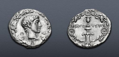 Lot 695 image