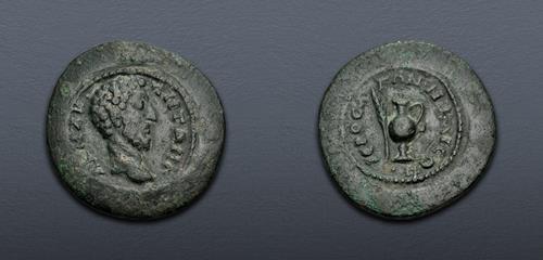 Lot 422 image