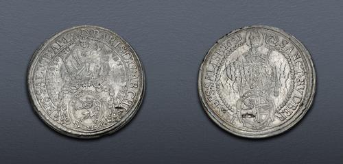 Lot 812 image