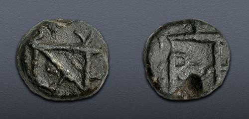 Lot 677 image