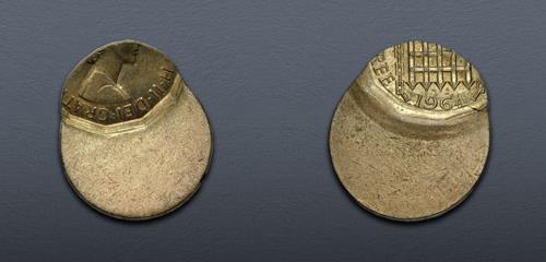 Lot 913 image