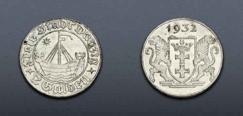 Lot 1404 image
