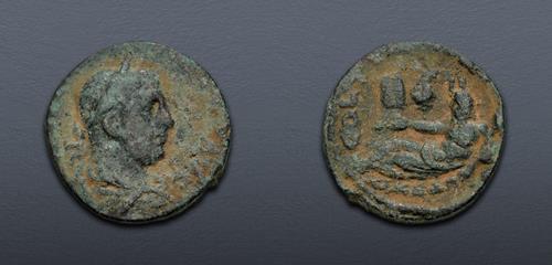 Lot 528 image