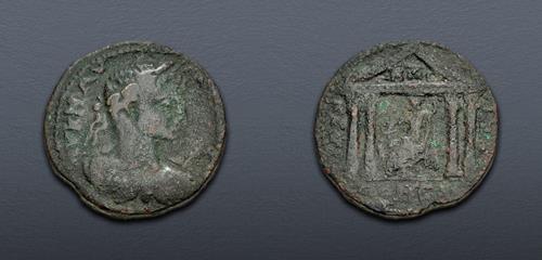 Lot 371 image