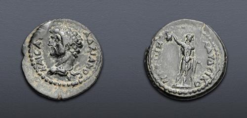Lot 667 image