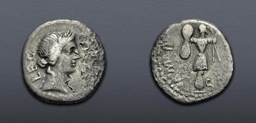 Lot 679 image
