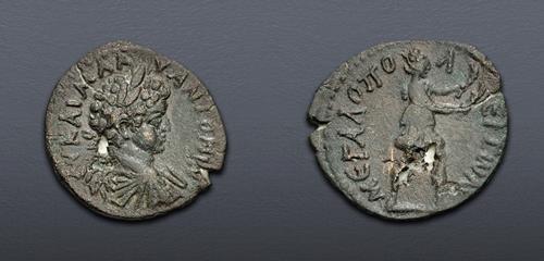 Lot 528 image