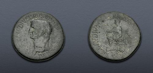 Lot 679 image