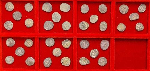 Lot 565 image