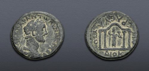 Lot 582 image
