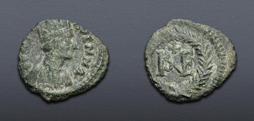 Lot 812 image