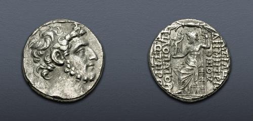 Lot 373 image