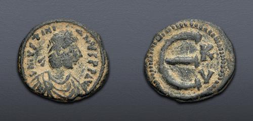 Lot 833 image