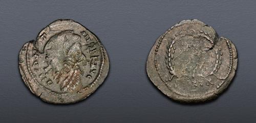 Lot 818 image