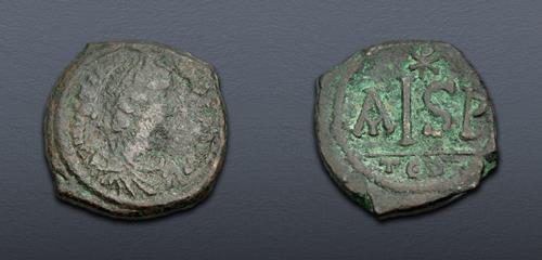 Lot 380 image