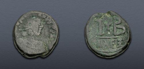 Lot 382 image