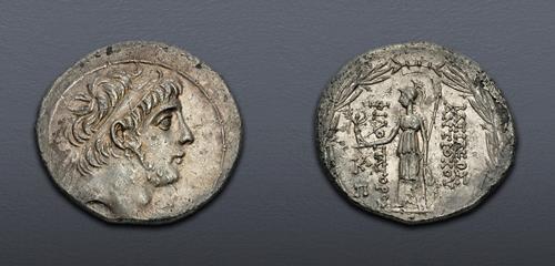 Lot 330 image